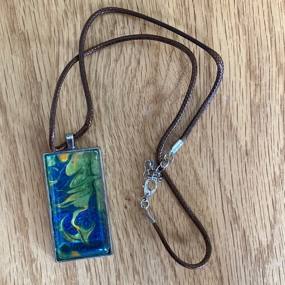 KathyIDesigns Jewelry - KathyIDesigns Contemporary Glass Metal Leather Pendant Necklace